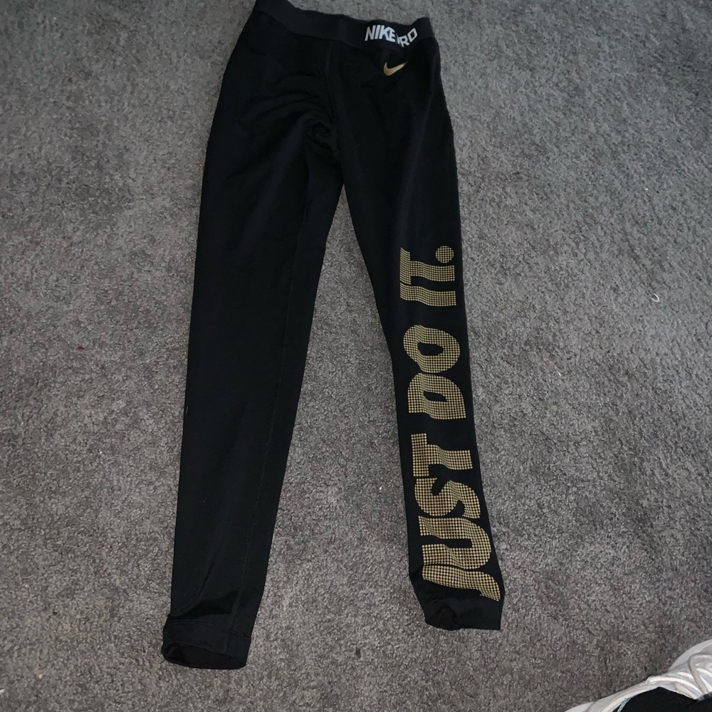 Nike leggings